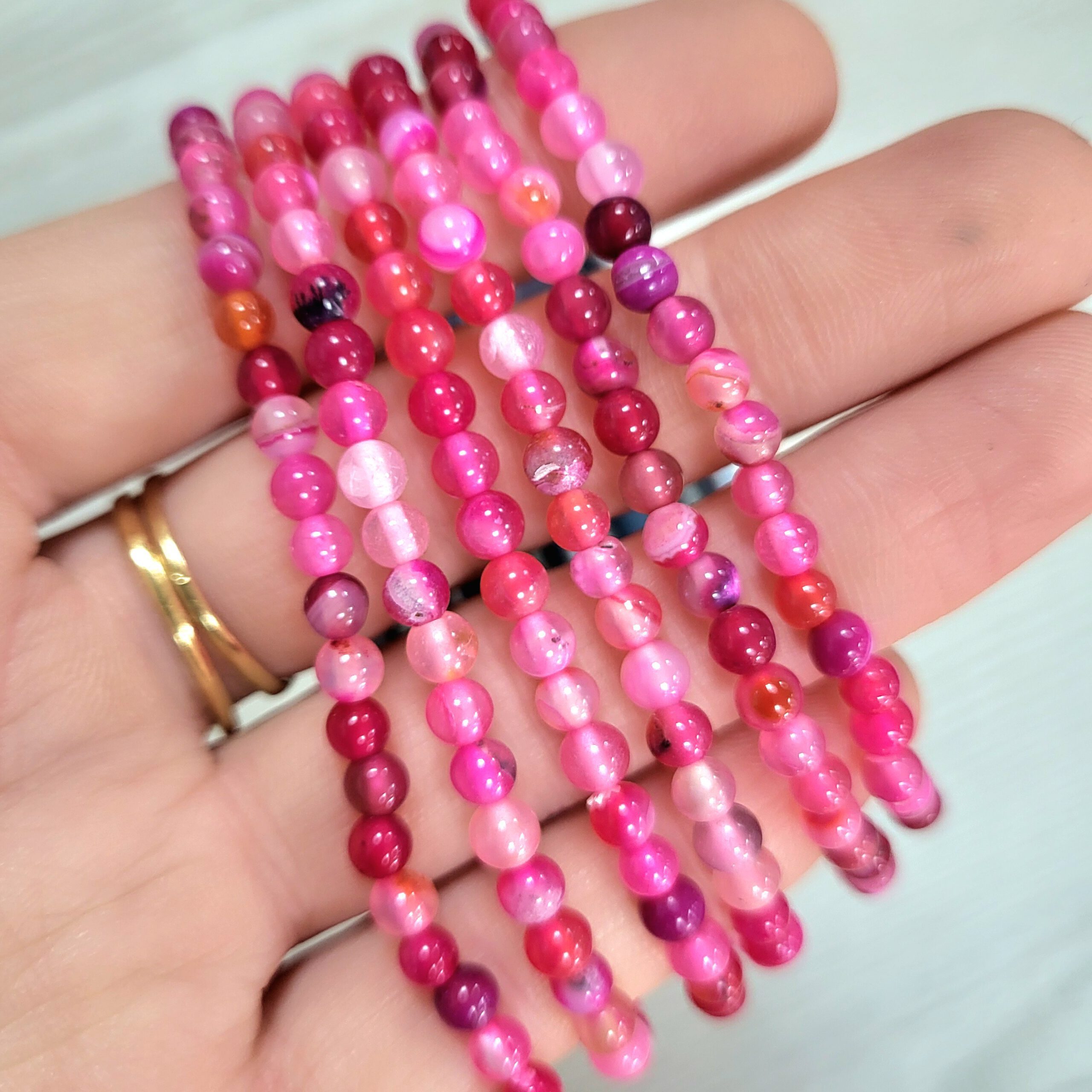 20241123_093508 Pulsera Ágata Rosa (bolitas 4mm) - Imagen 1