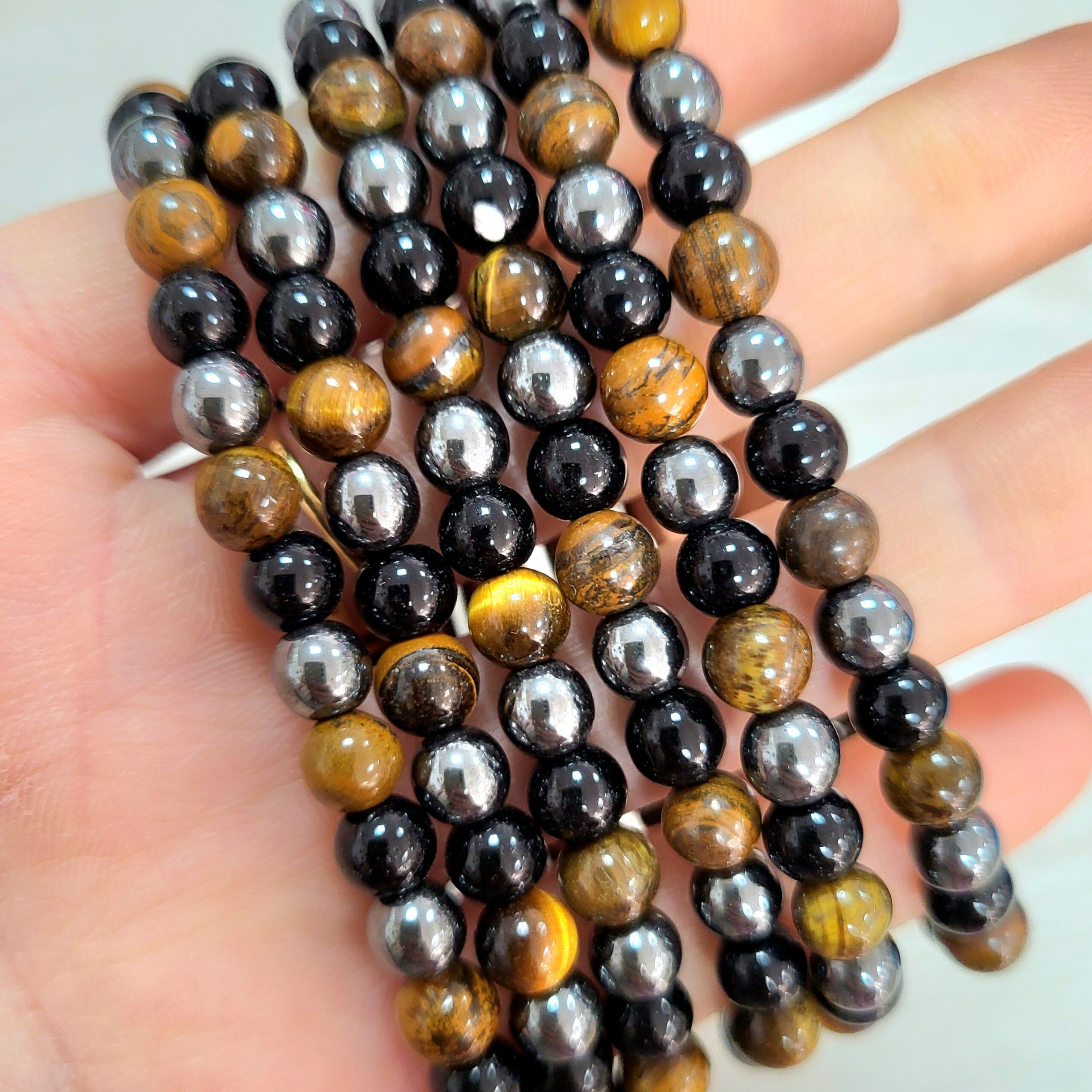 triple protección. Pulsera ojo de tigre, obsidiana y hematita Pulsera Triple Protección (Ojo de tigre + Obsidiana + Hematita) - Imagen 1