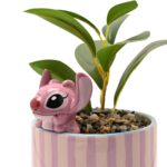 Maceta Ángel Stitch con planta artificial de cerámica rosa - Imagen 2