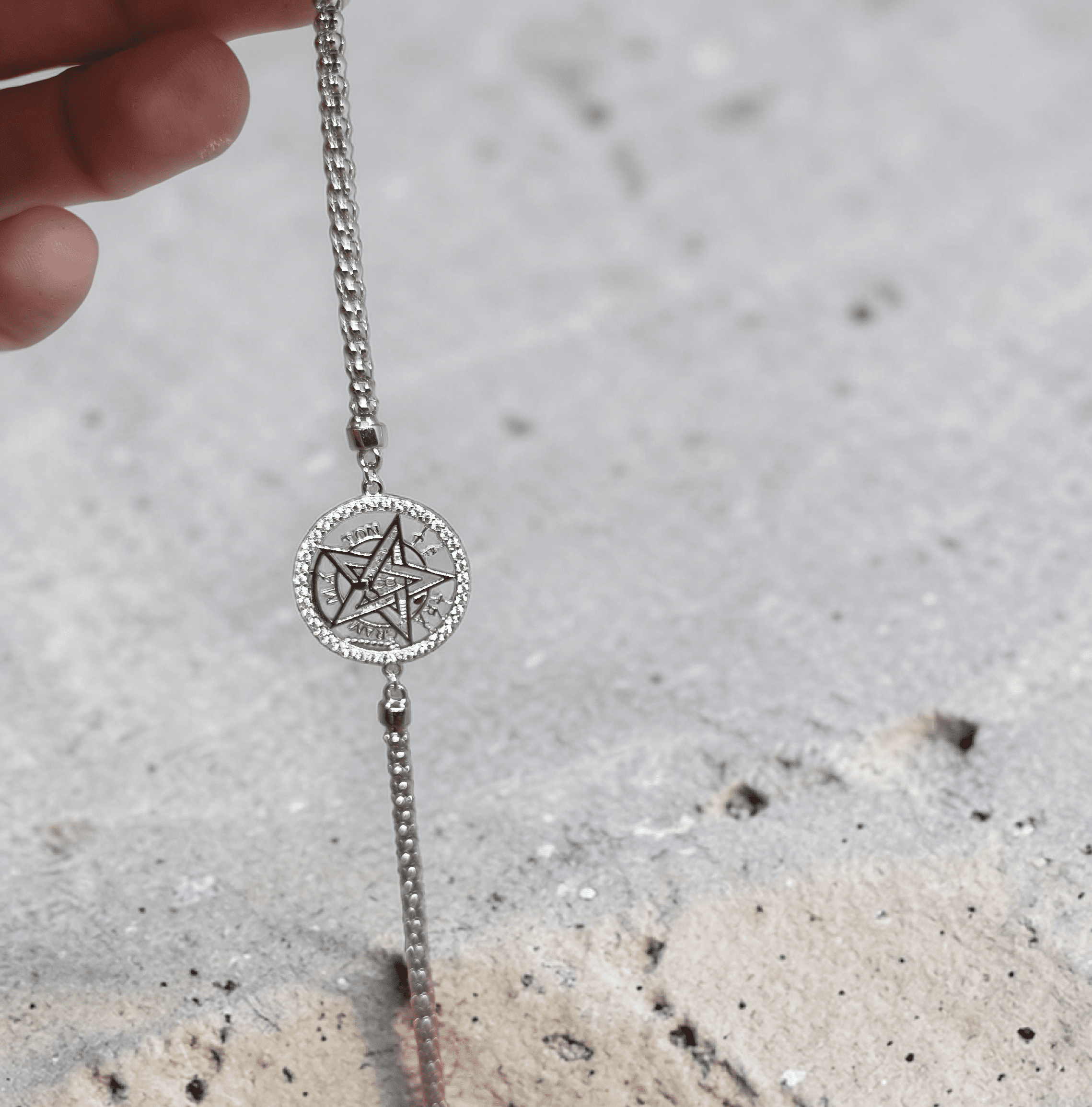 Pulsera de plata con tetragramatón y circonitas Pulsera de plata con tetragramatón y circonitas - Imagen 1