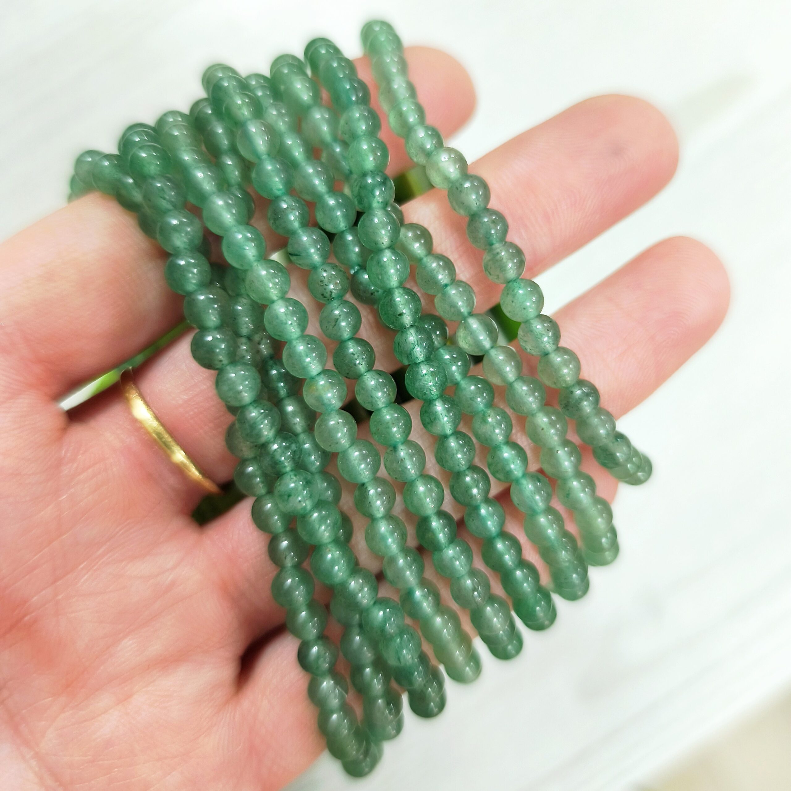 Pulsera de Aventurina Verde 4mm – Prosperidad y calma Pulsera de Aventurina Verde 4mm – Prosperidad y calma - Imagen 1