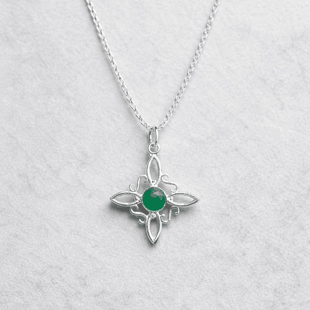 Collar Nudo de Bruja en Plata de Ley con Esmeralda Collar Nudo de Bruja en Plata de Ley con Esmeralda - Imagen 1