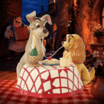La Dama y el Vagabundo con Luz LED - Figura Disney