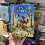 Old Style Tarot – Inglés